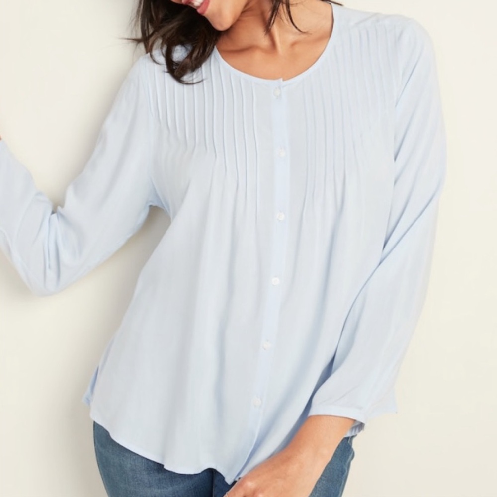 Lightweight button front Old Navy top